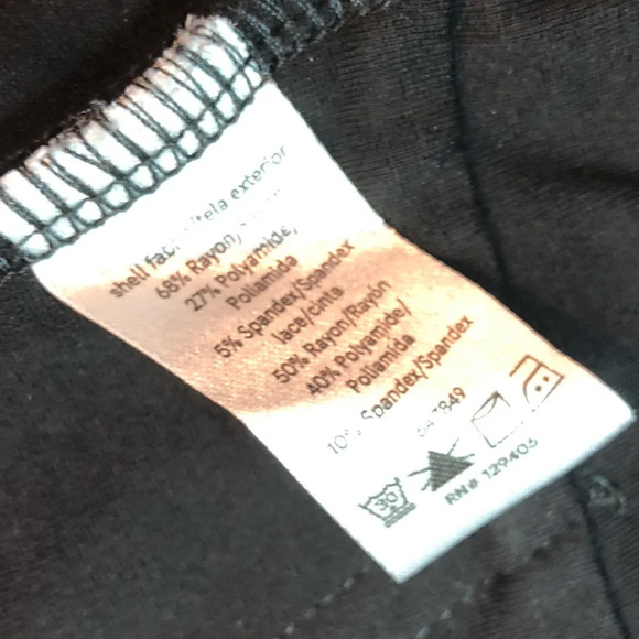 Lace detail top - Picture 14 of 16